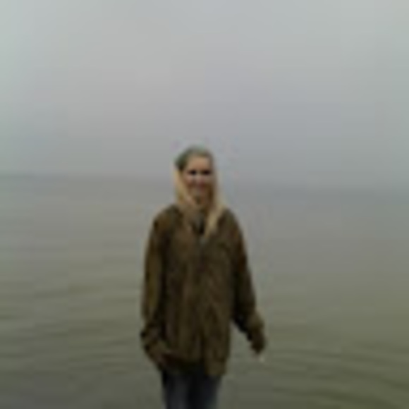 Meet your Posher, Jenifer - Picture 1 of 1